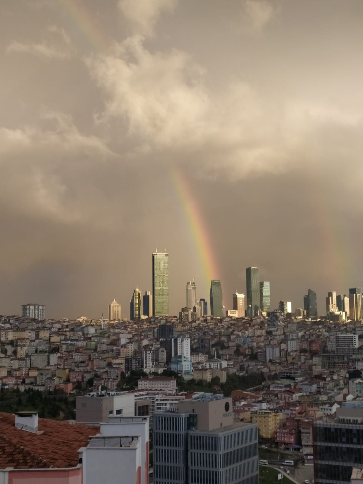Gökkuşağı İstanbul'u kuşak gibi sardı 3