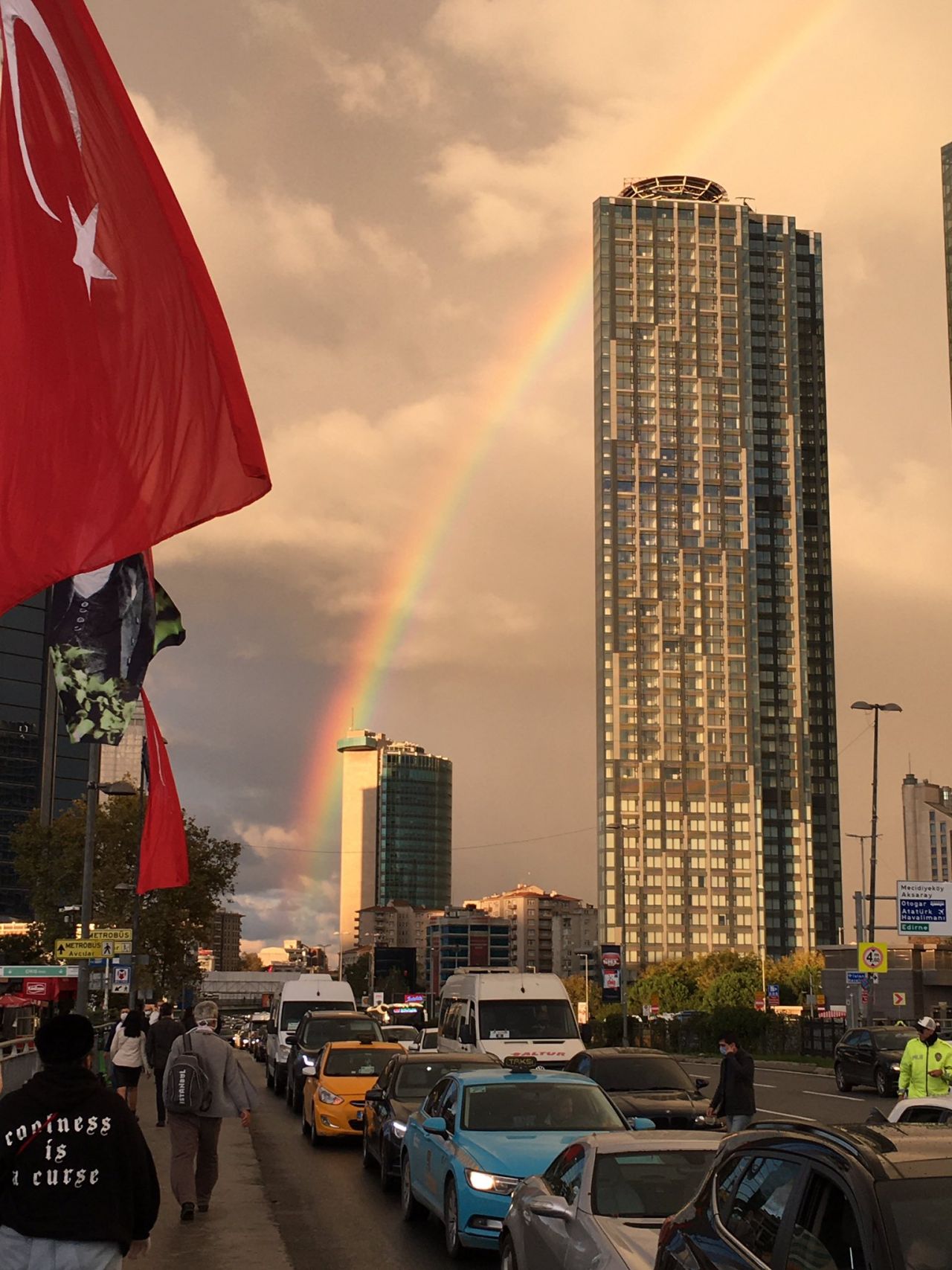 Gökkuşağı İstanbul'u kuşak gibi sardı 2