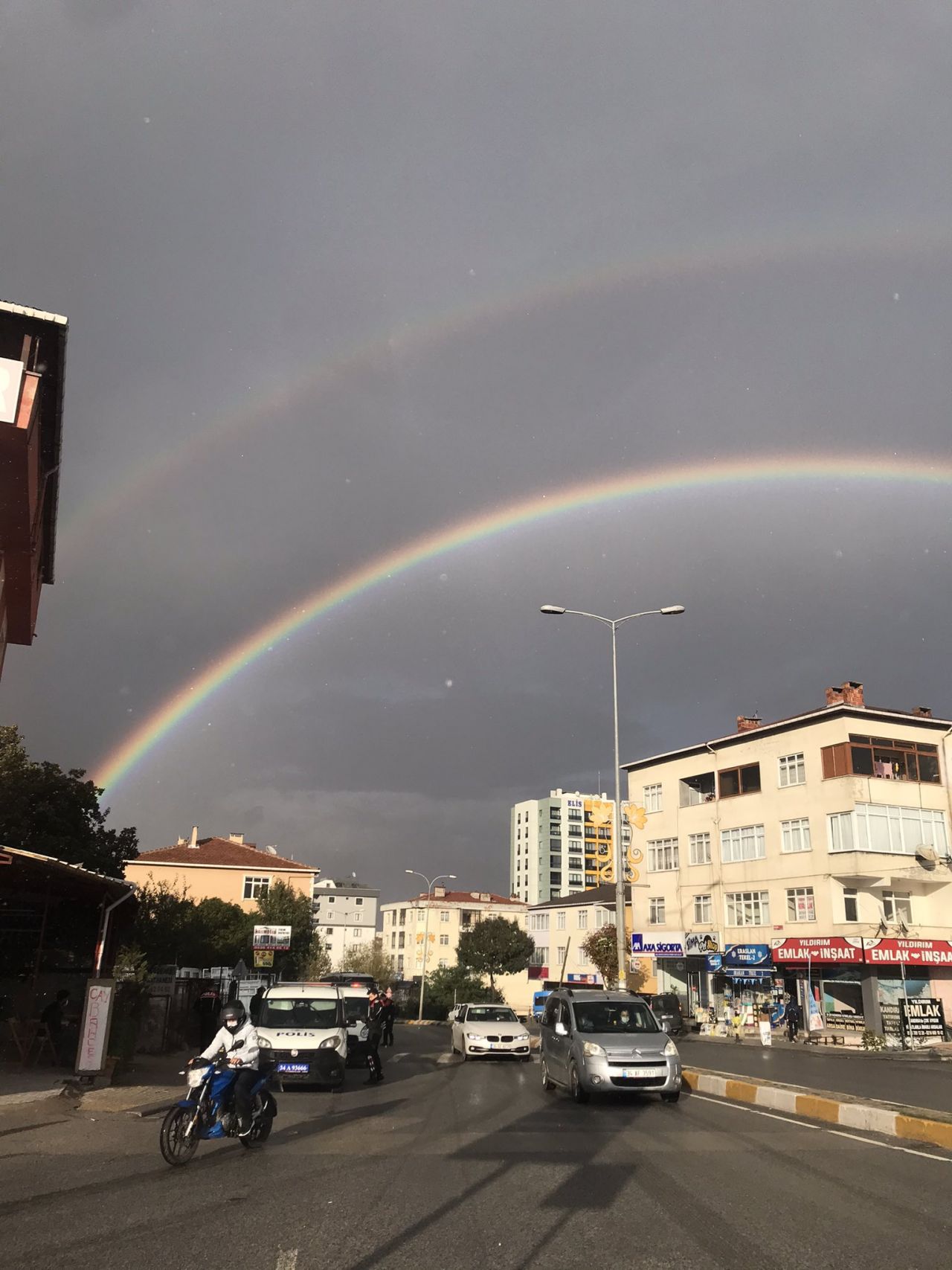 Gökkuşağı İstanbul'u kuşak gibi sardı 1