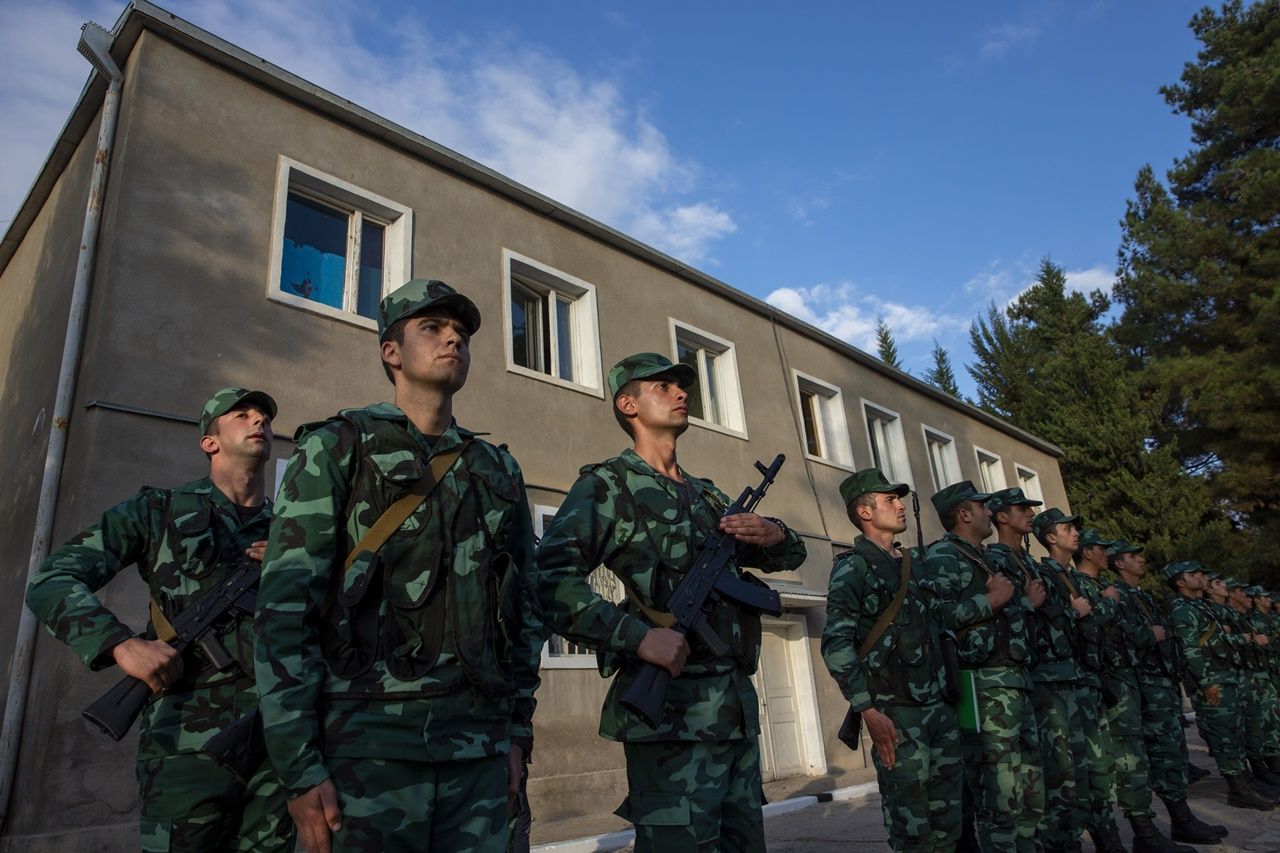 Azerbaycan bayrağı böyle göndere çekildi 19