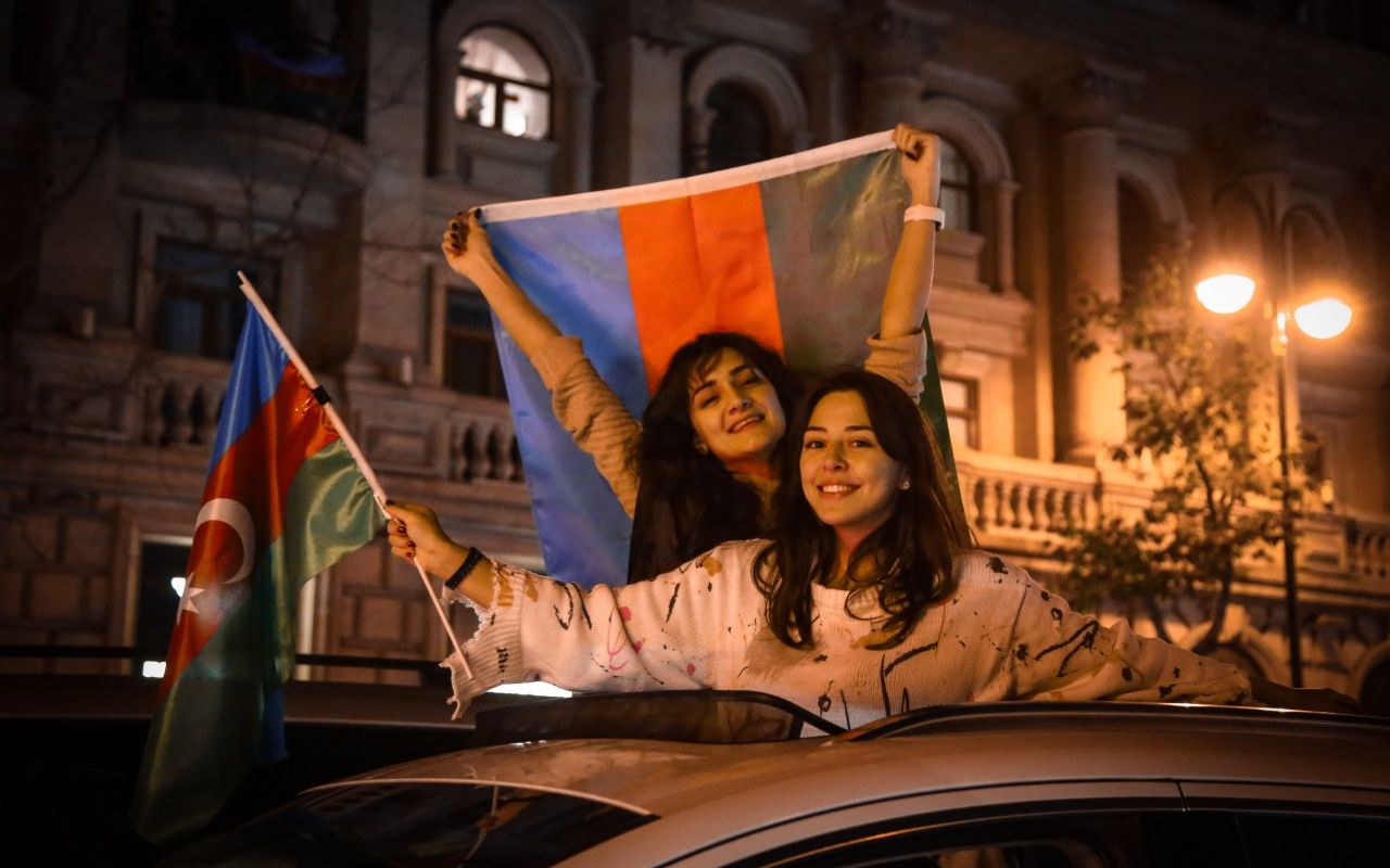 Azerbaycan halkı sevinçten uyuyamadı 22