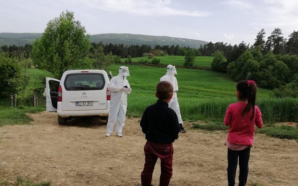Hem korona hem de bilinçsiz vatandaşla mücadele ediyorlar! 2