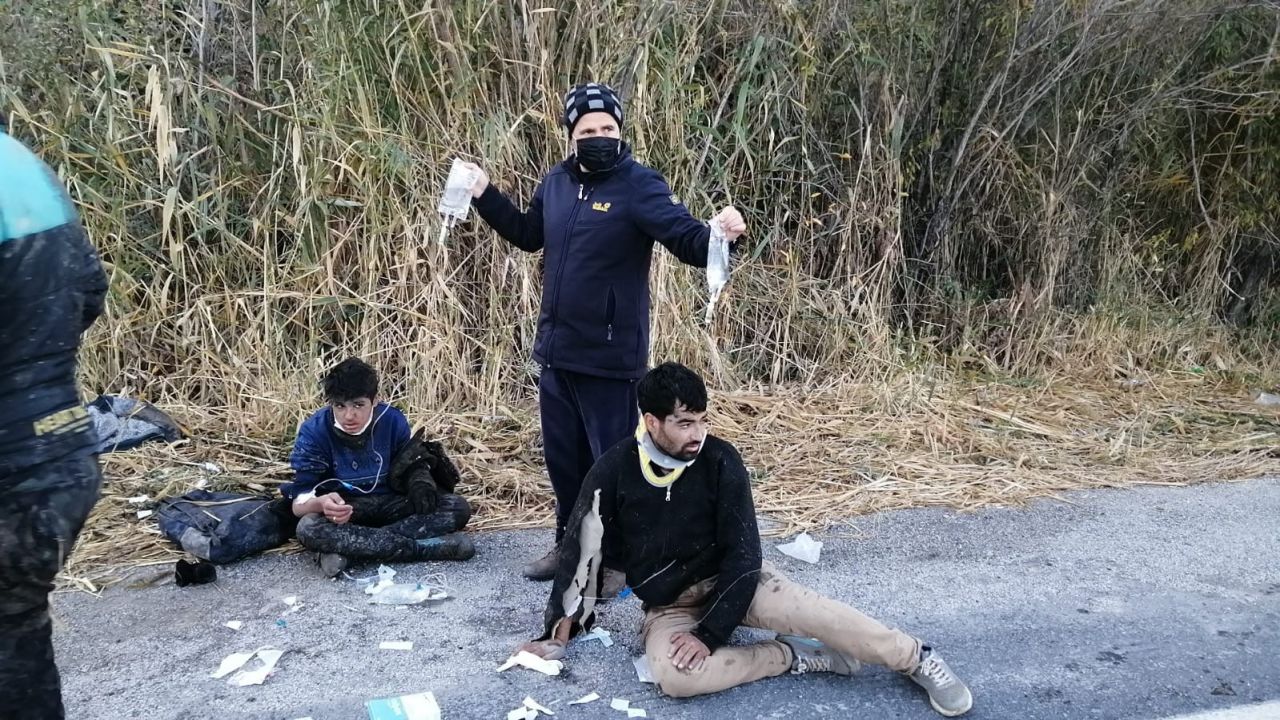 Çok kişi alsın diye koltukları sökmüşler! 2