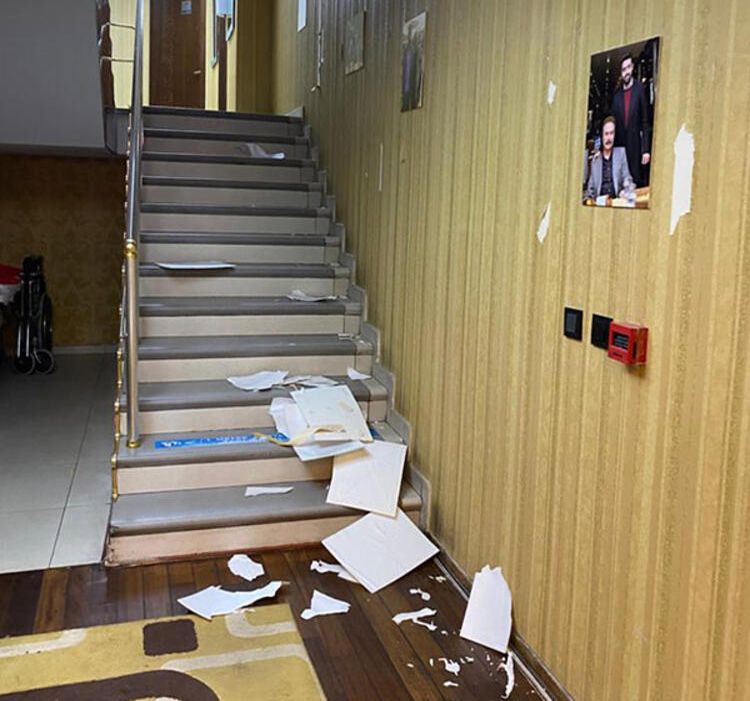Muazzez Ersoy'dan restorana polisli operasyon! 5