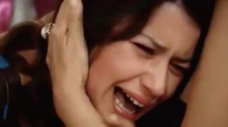 Aşk-ı Memnu dizisinin iki oyuncusu Hazal Kaya ve Pelin Ermiş 12 yıl sonra bir araya geldiler! 9