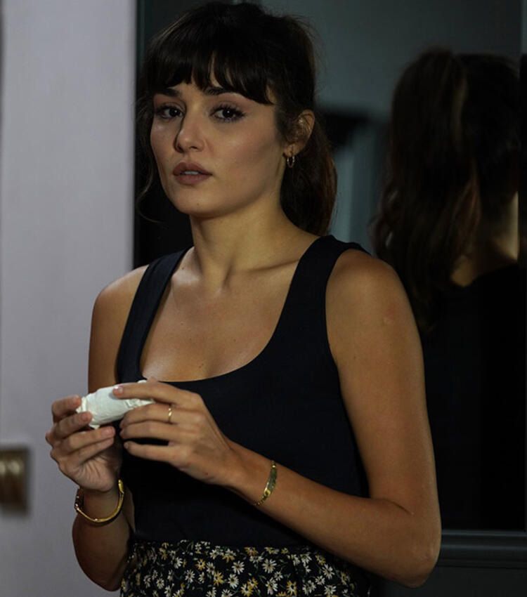 Hande Erçel'den 'evlilik' açıklaması 2