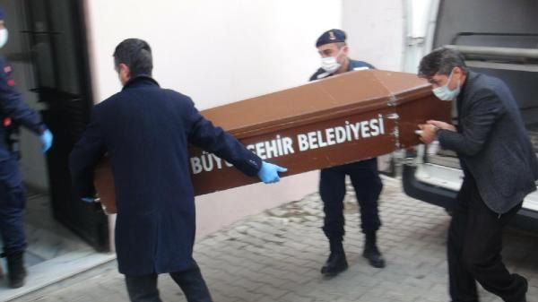 Eşi ve kızını öldürüp teslim oldu! 6