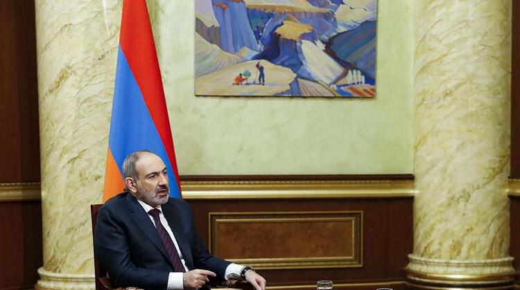Aliyev'den tarihi görüntüler geldi... Paşinyan konuştukça battı! O söz çıldırttı... 16