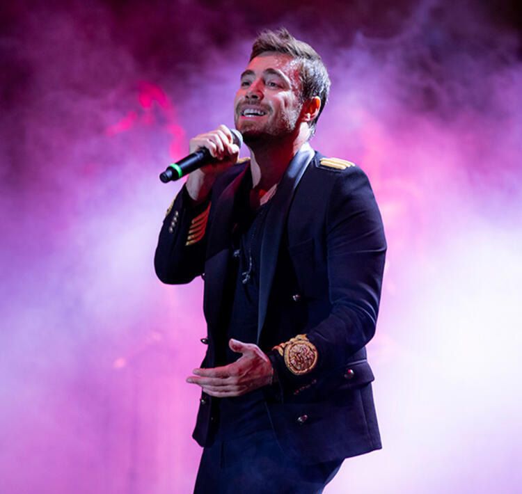 Murat Dalkılıç'a Hande Erçel'i unutturan güzel! 2
