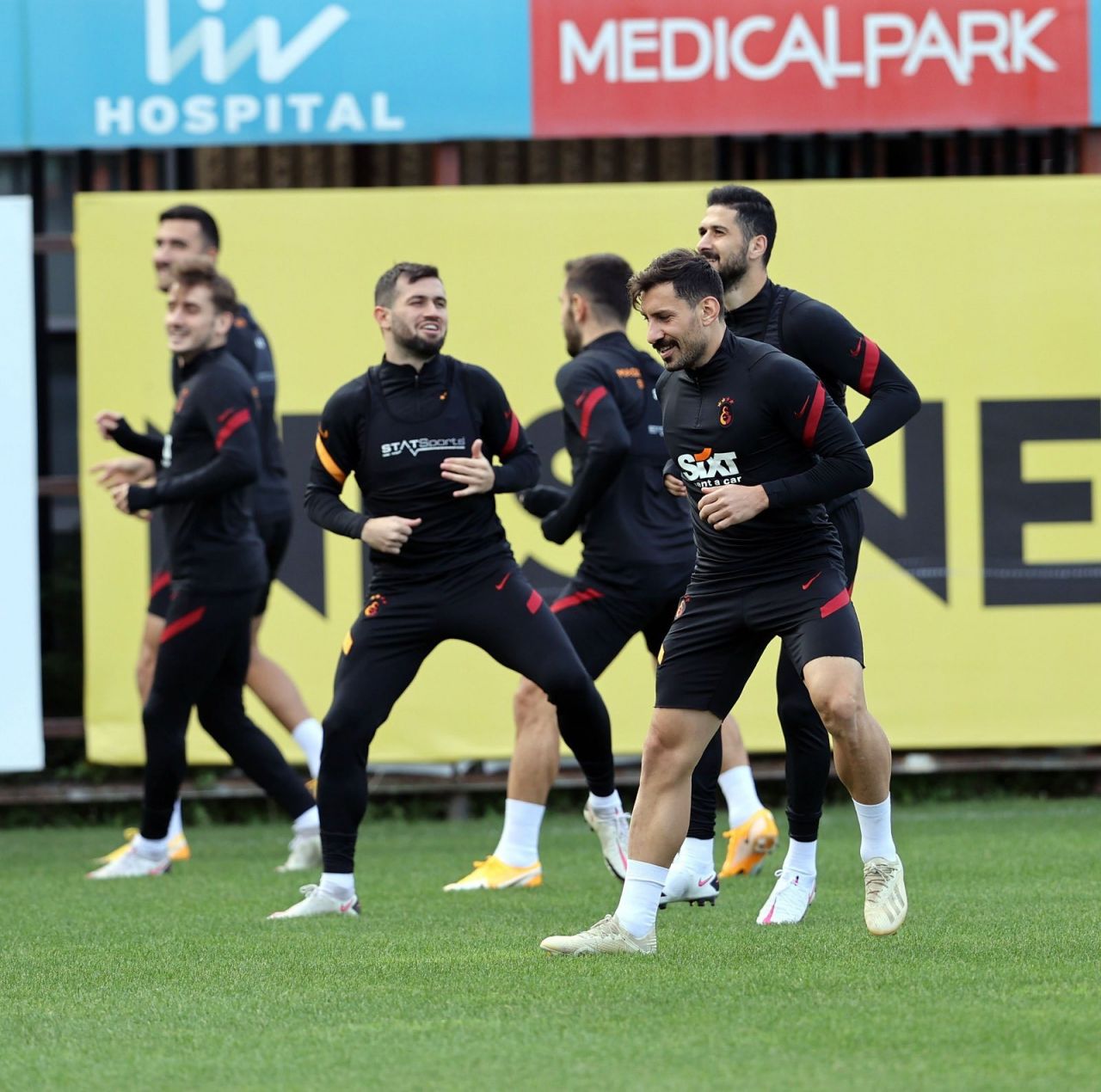 Fatih Terim Florya'da beyin yıkıyor 1