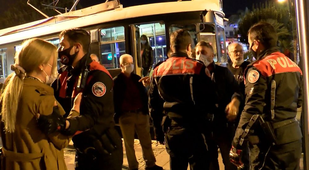 Antalya'da iğrenç iddia! Durağı birbirine kattı 4
