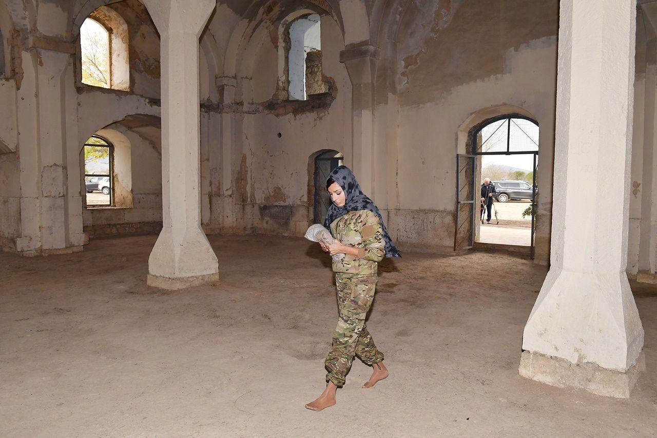 Aliyev çiftinden Ağdam'a ziyaret 1