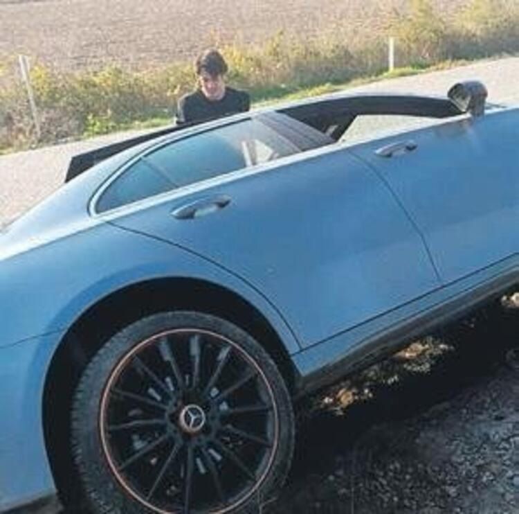 Kubilay Aka kaza yaptı şarampole yuvarlandı! 2