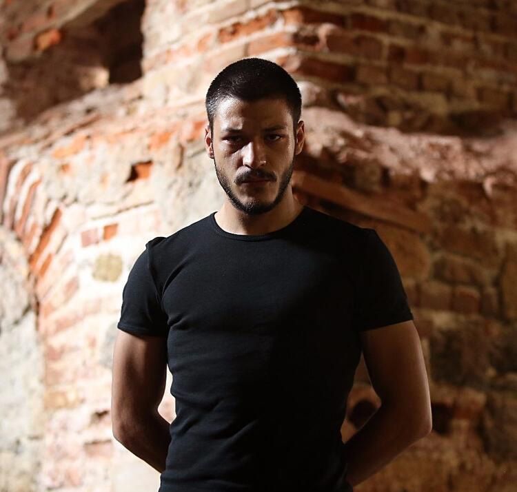 Kubilay Aka kaza yaptı şarampole yuvarlandı! 5