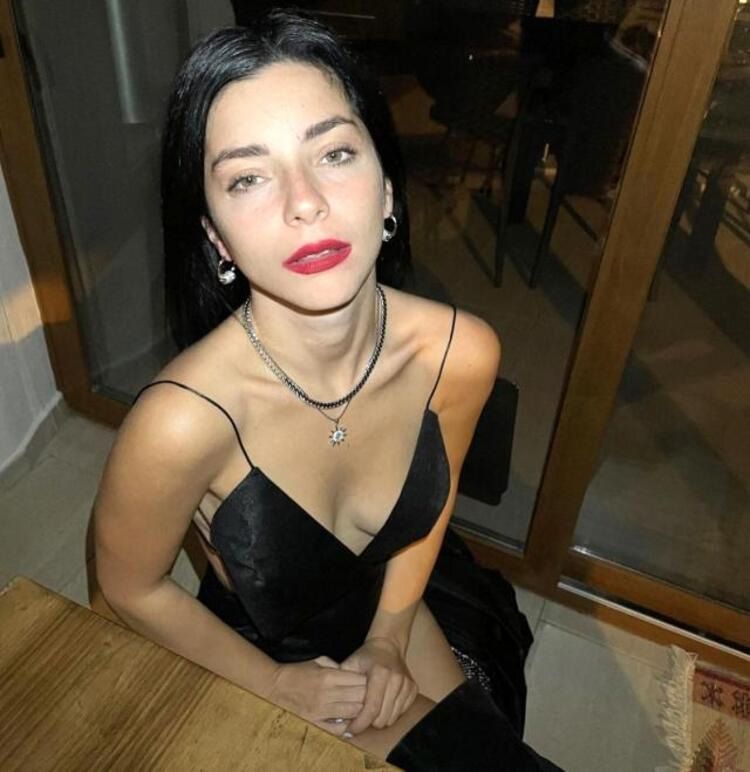 Merve Boluğur'dan cesur pozlar! 3