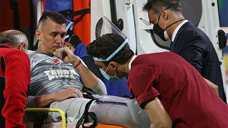 Fernando Muslera geri dönüyor 7