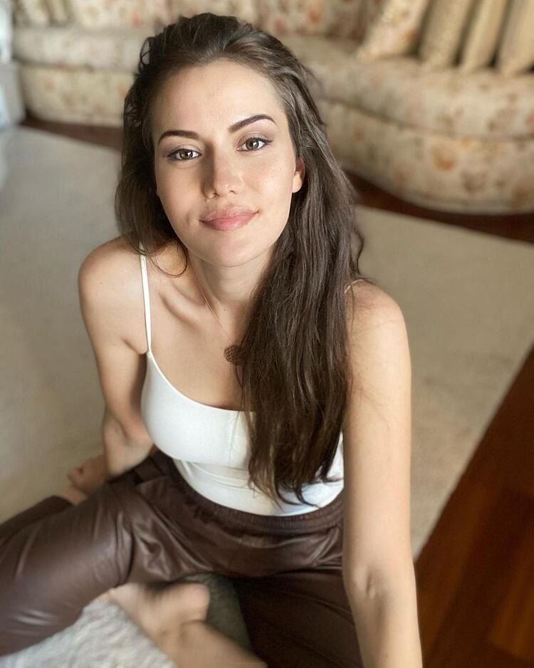 Son paylaşımı tam not aldı! Fahriye Evcen'in geri dönüşü... 2