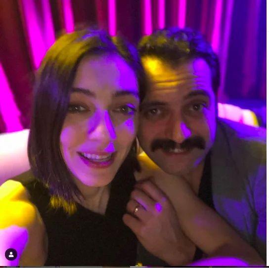 Gülben kocasıyla pozunu paylaştı 8