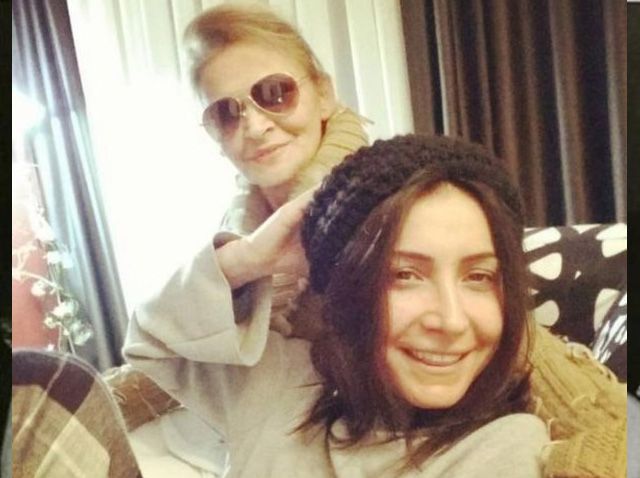 Yaşar Alptekin'in eşi hayatını kaybetti! 4