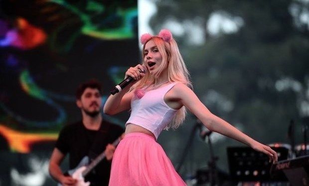 Aleyna Tilki: Sektöre güvenmediğim için aşı yaptırmayacağım... 7