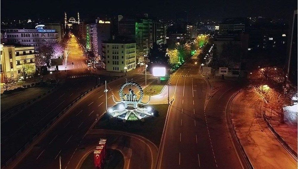 56 saat sürecek sokağa çıkma yasağı başladı 17