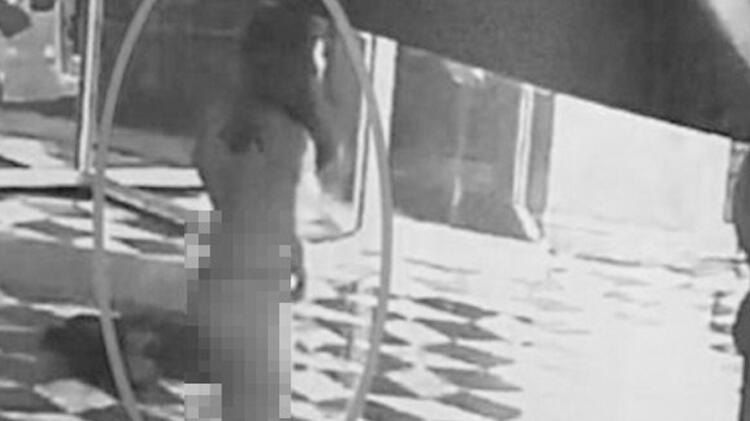 Aldatıldığını düşündü... Otel lobisinde çırılçıplak soyundu! 4