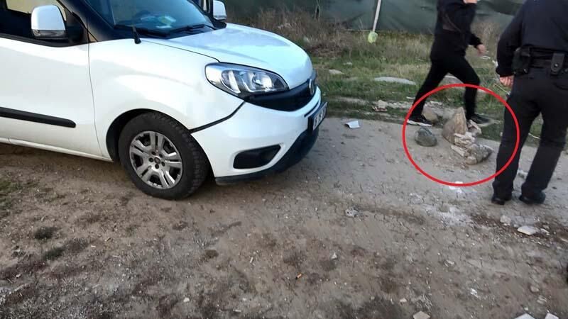 Kısıtlamada futbol maçı yapanlar polisi görünce böyle kaçtı! 6