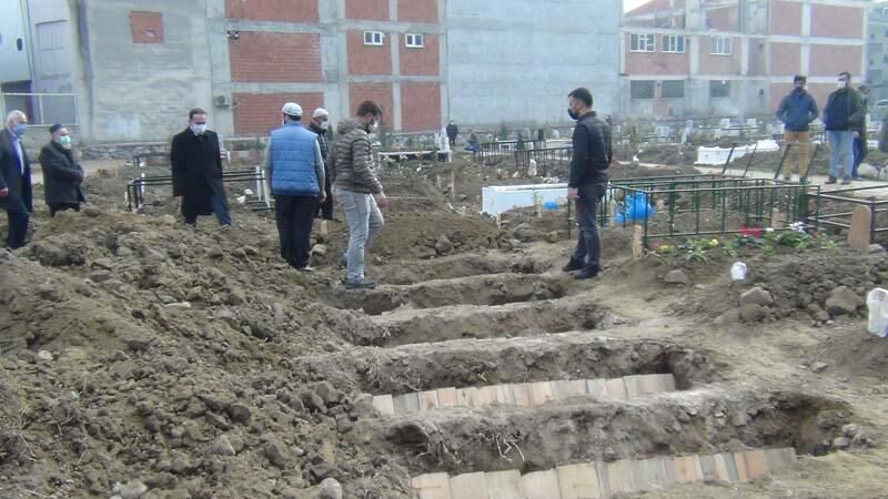 28 gün içinde aynı aileden 4 kişi koronavirüsten öldü! 5