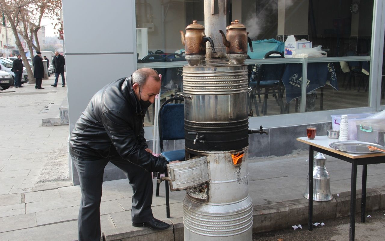 Semaverler sokaklardaki yerini aldı 1