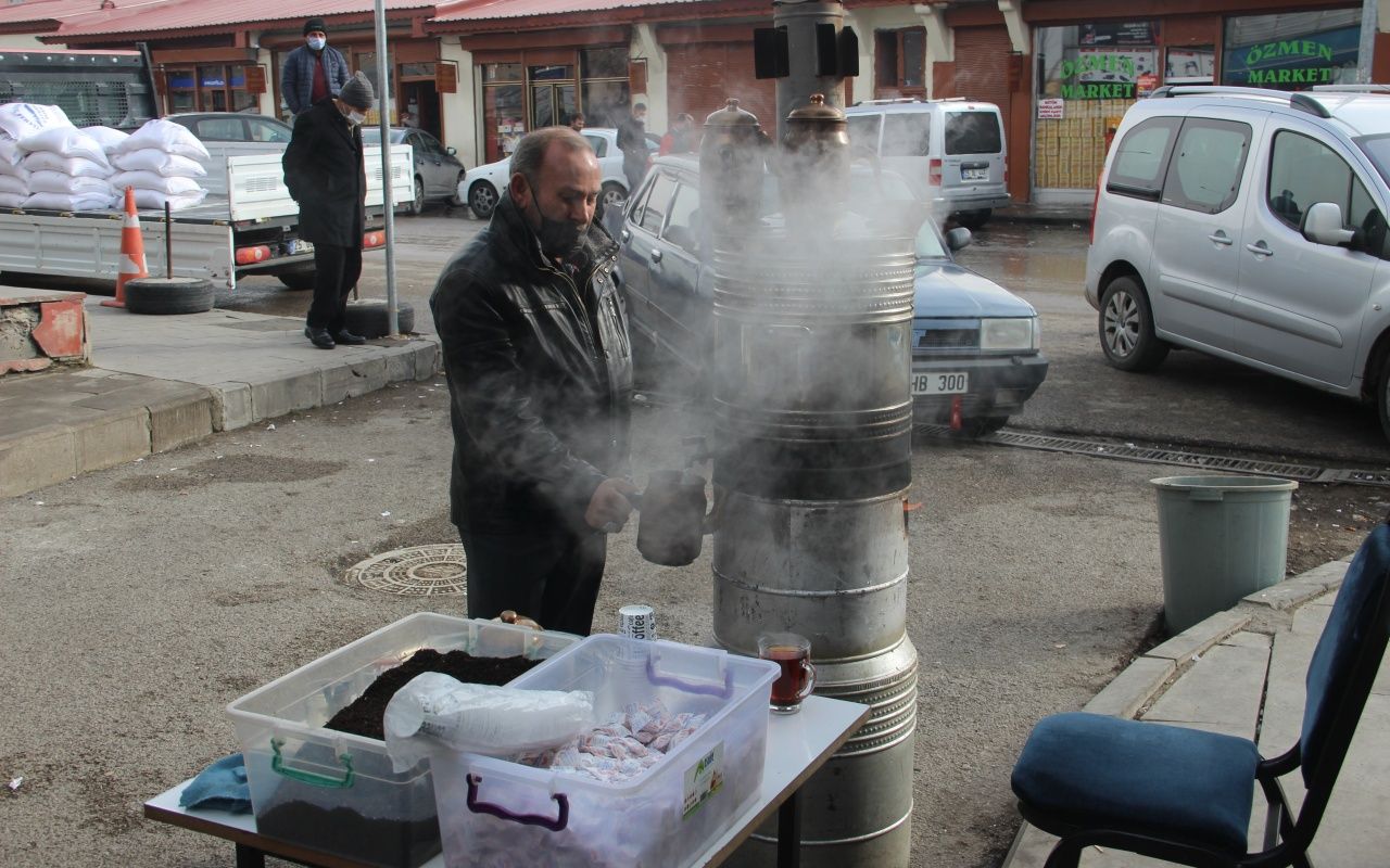 Semaverler sokaklardaki yerini aldı 5
