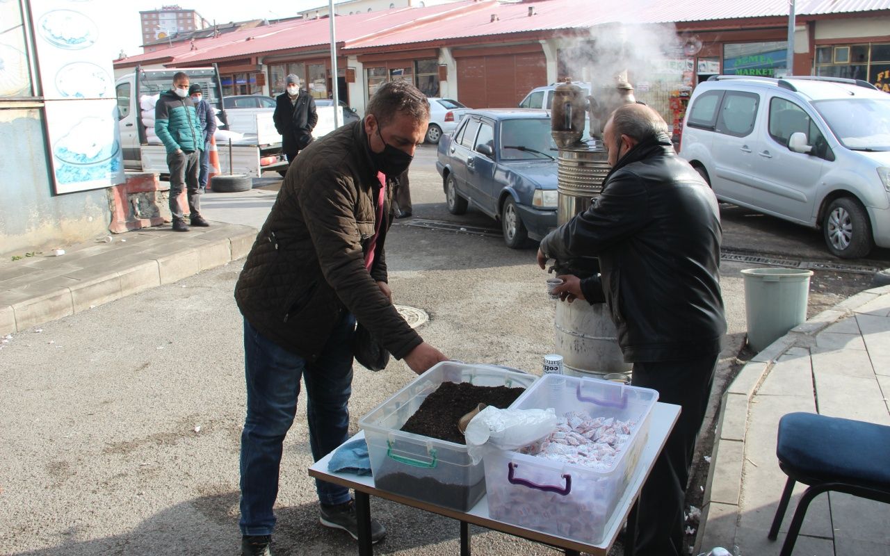 Semaverler sokaklardaki yerini aldı 7