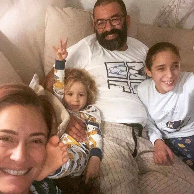 Ceyda Düvenci: Güne hep böyle başlıyoruz... 4