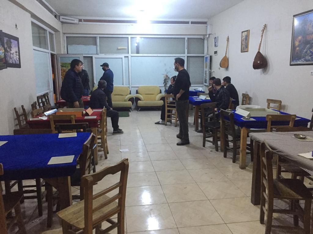 Mum ışığında okeye ceza yağdı 3