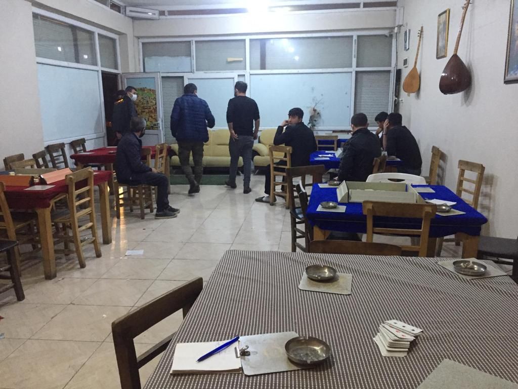 Mum ışığında okeye ceza yağdı 4
