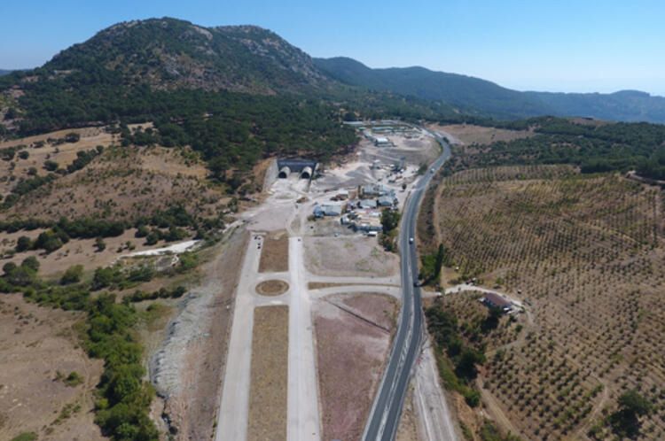 45 dakikalık ulaşımı 5 dakikaya düşürecek! 11