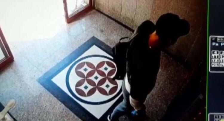 Mağdurlardan aldıkları paralarla fotoğraf çektiren dolandırıcılar yakalandı! 3
