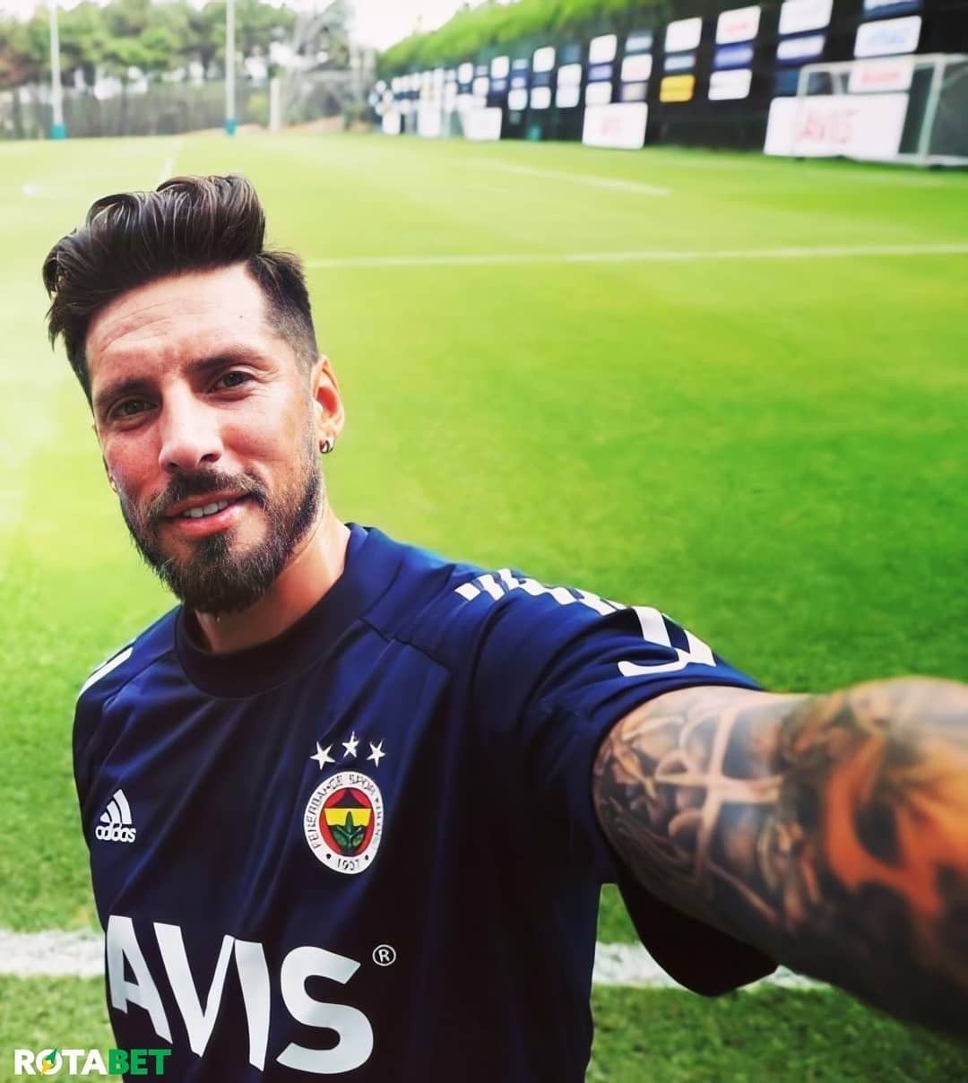 Jose Sosa'ya "çok geziyorsun" uyarısı 1