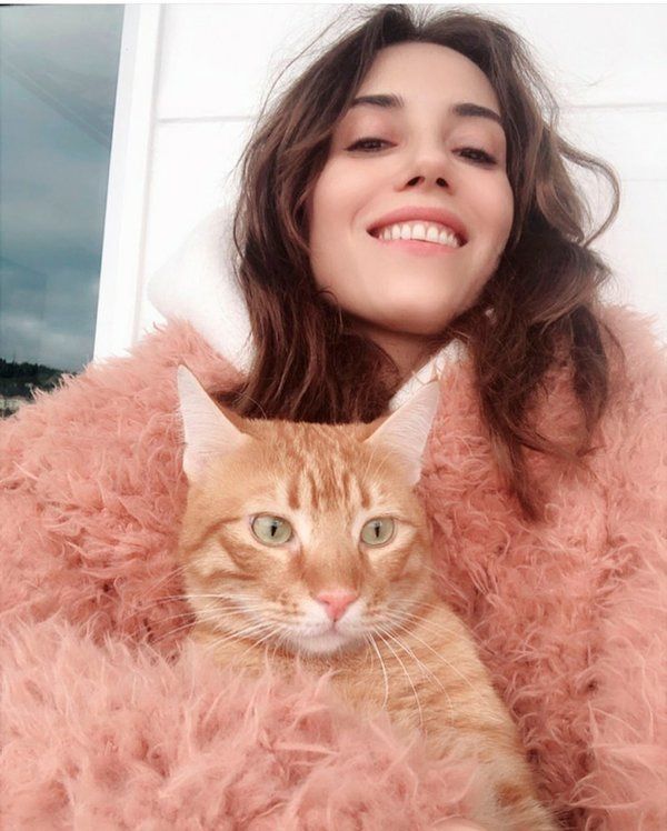Sadakatsiz’in Asya’sı Cansu Dere gönülleri fethetti! 2