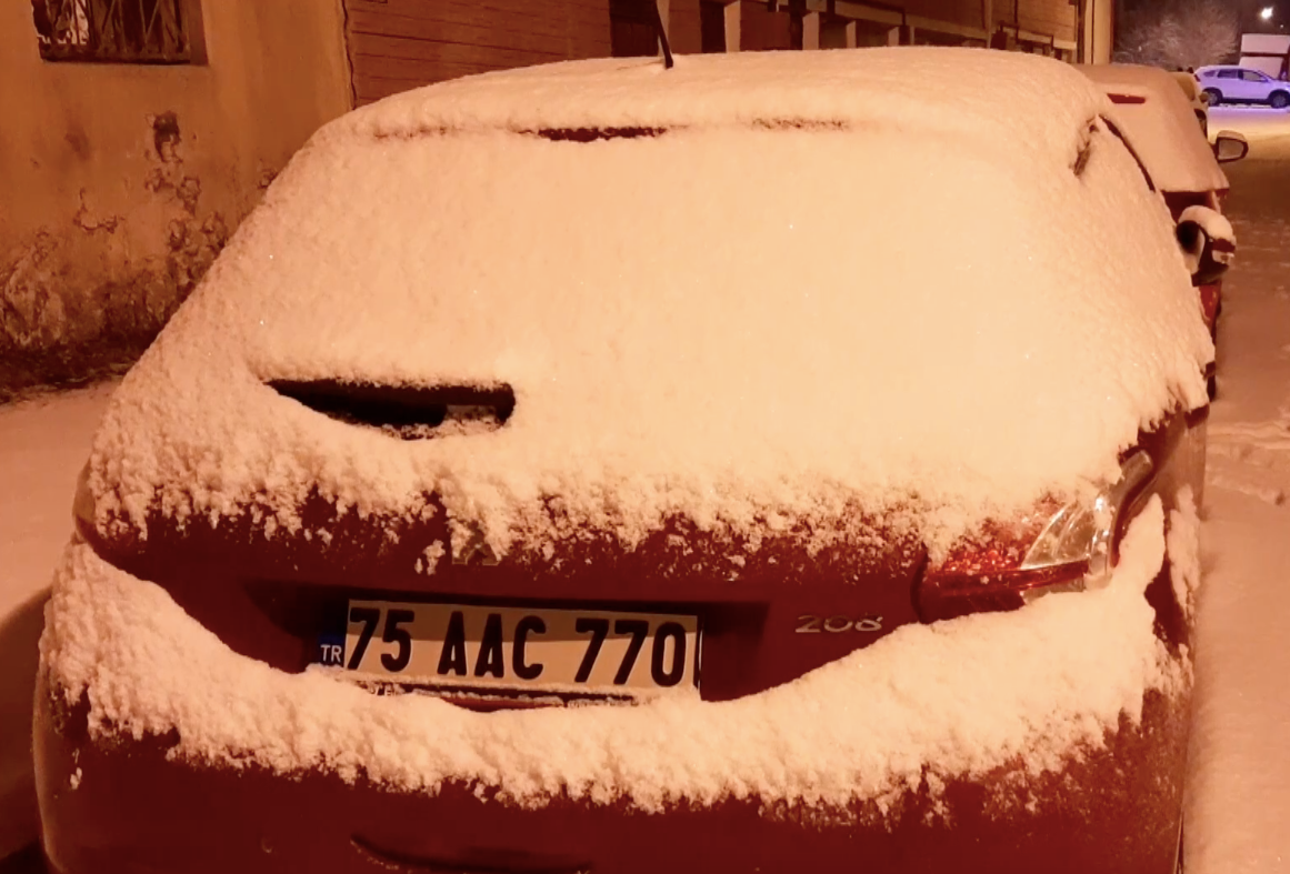 Beklenen kar geldi her yer beyaza büründü 4