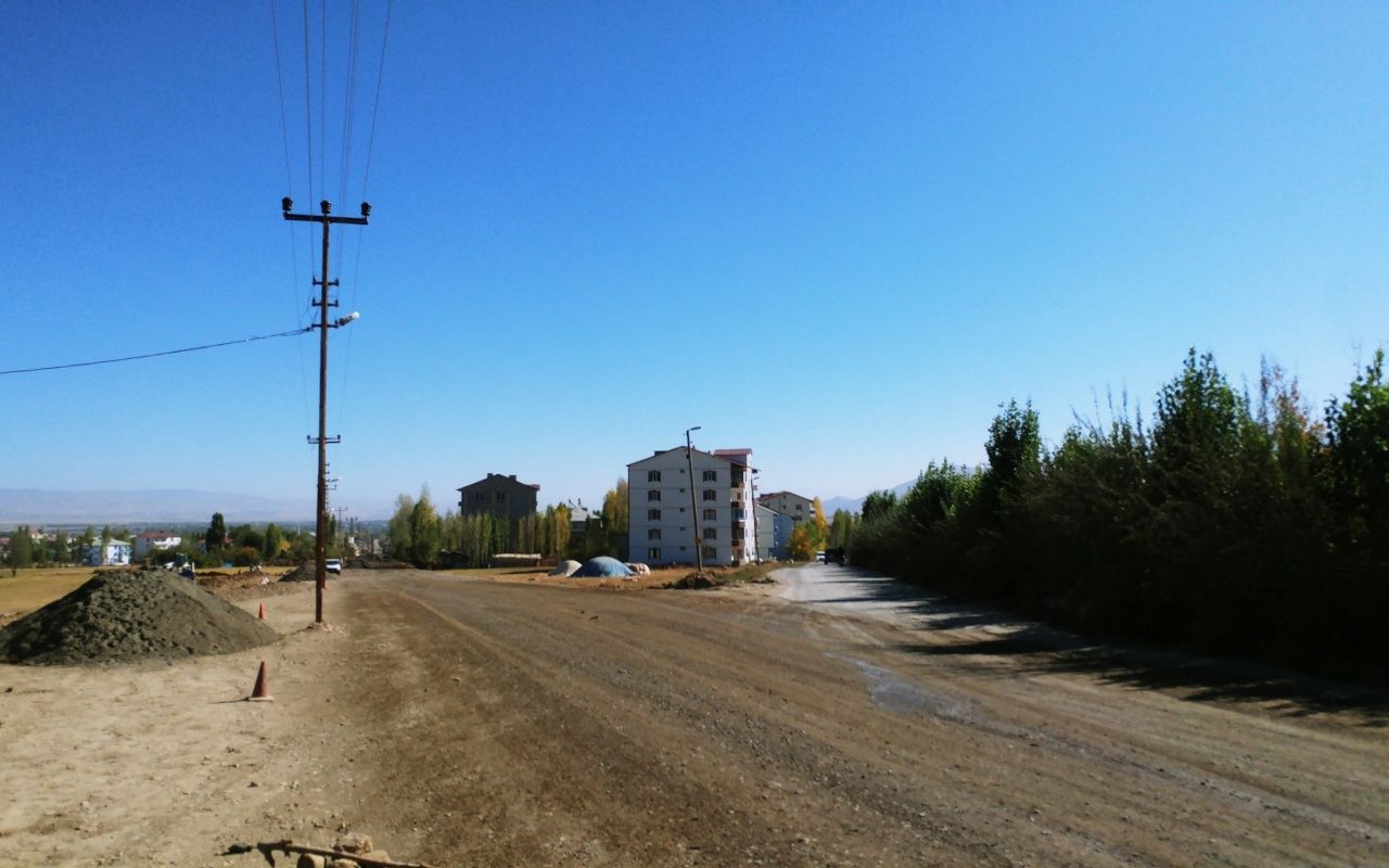 VEDAŞ'la elektrik hatları artık yer altında 4