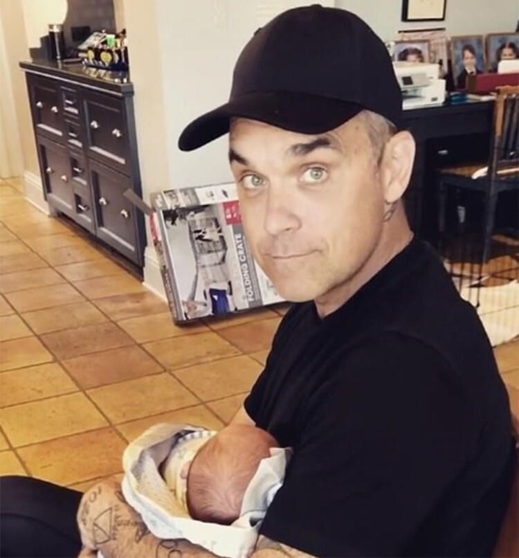 Balık diyeti yapan Robbie Williams ölümden döndü! 4
