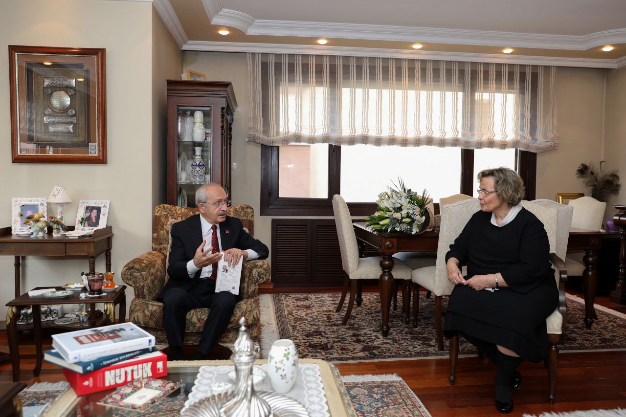 Kılıçdaroğlu, Seval Türkeş'i ziyaret etti 3