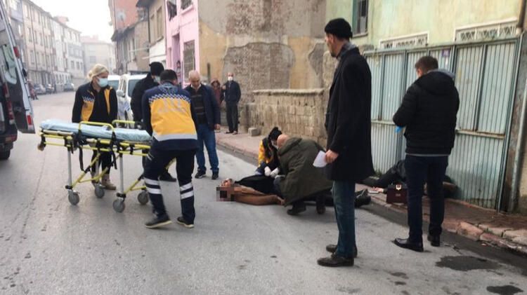 Eşini sokak ortasında öldürüp intihara kalkıştı 3
