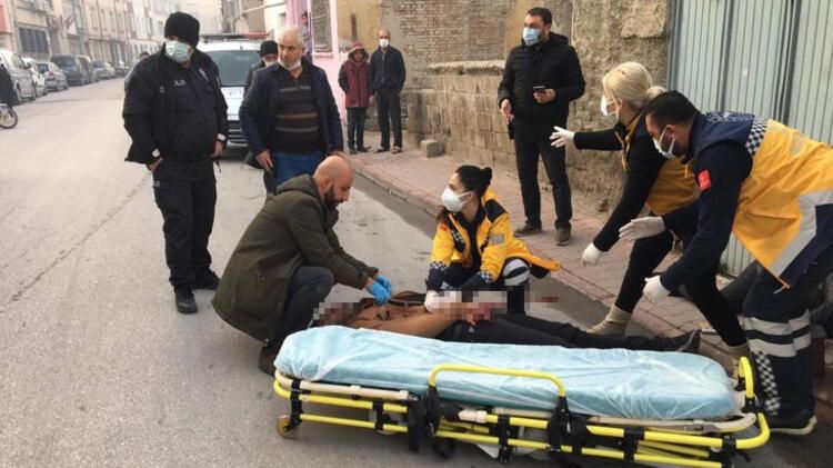 Eşini sokak ortasında öldürüp intihara kalkıştı 5