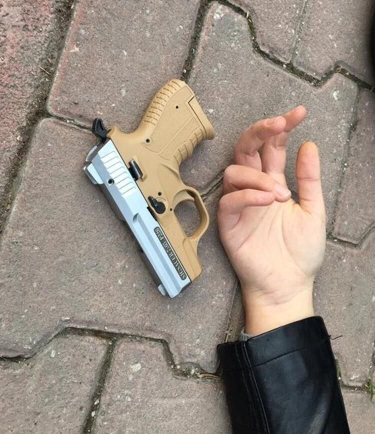 Eşini sokak ortasında öldürüp intihara kalkıştı 8