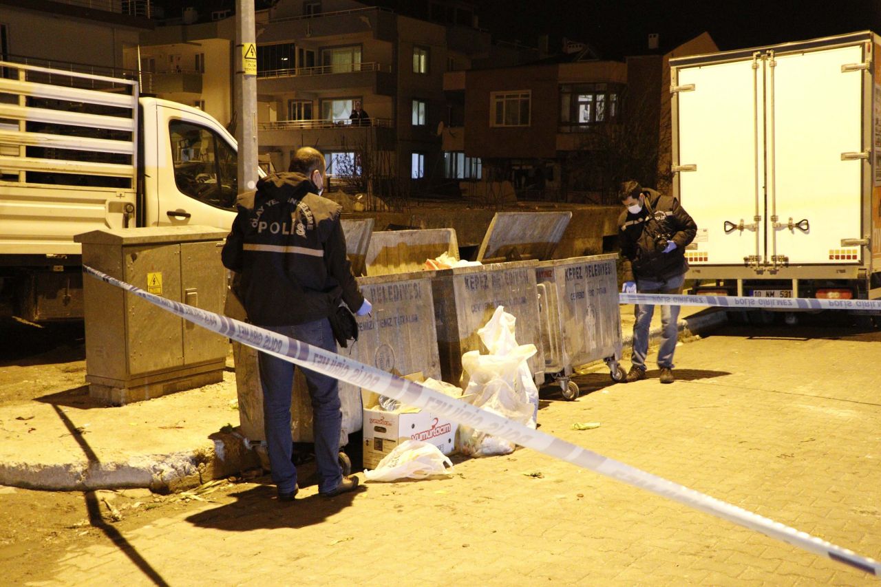 Çöp konteynerine terk edilen bebek öldü 3