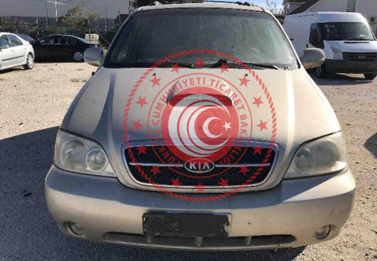 Bu lüks otomobil 50 bin lira 17