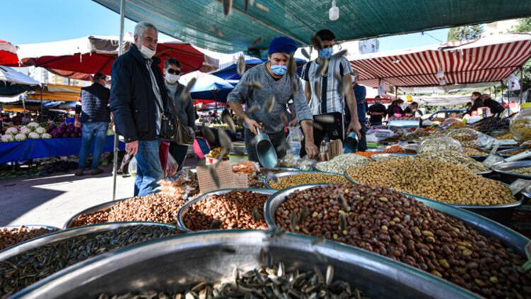 Yılbaşında 'pijama, terlik, televizyon' keyfi, en az 200 lira... 9