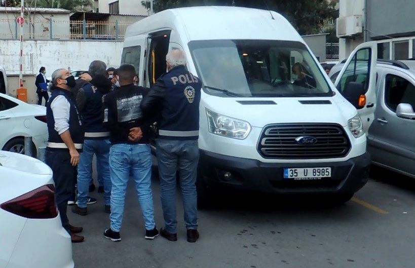 İzmir'de akıllara durgunluk veren olay! Kirala, sat, çal, iade et çetesi… 3