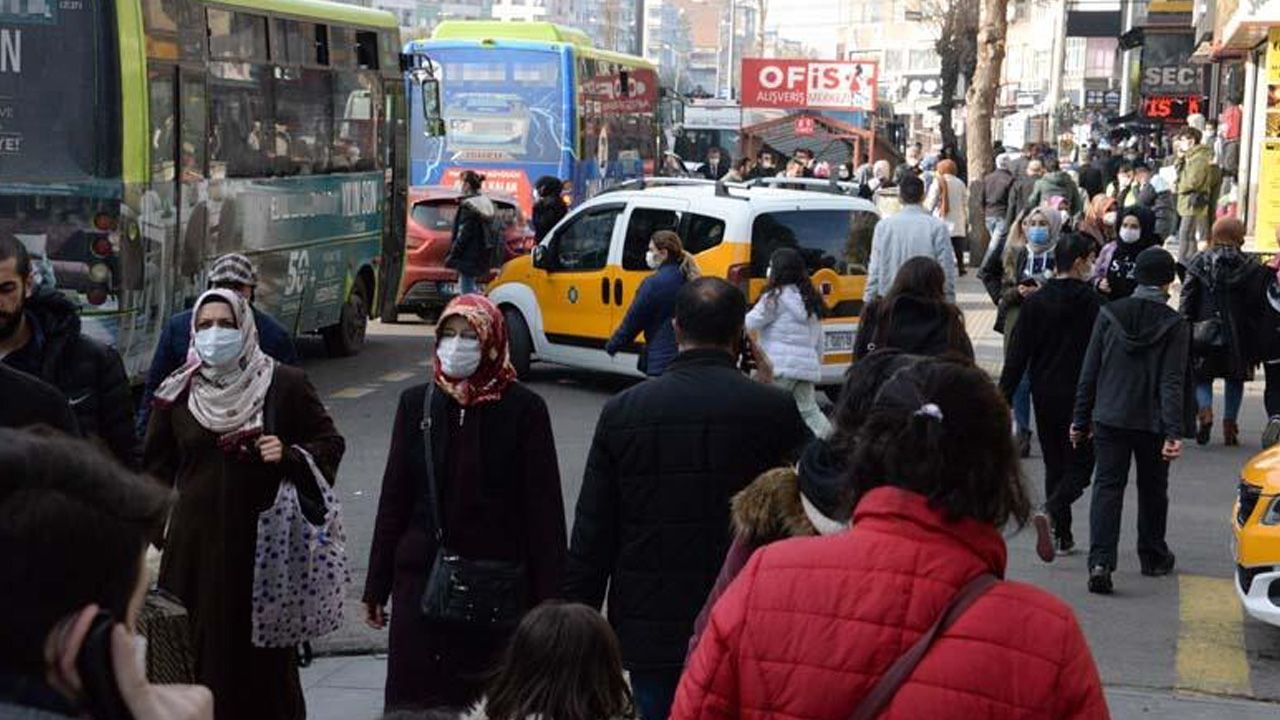 Diyarbakır'da kısıtlamanın ardından korkutan yoğunluk! 1